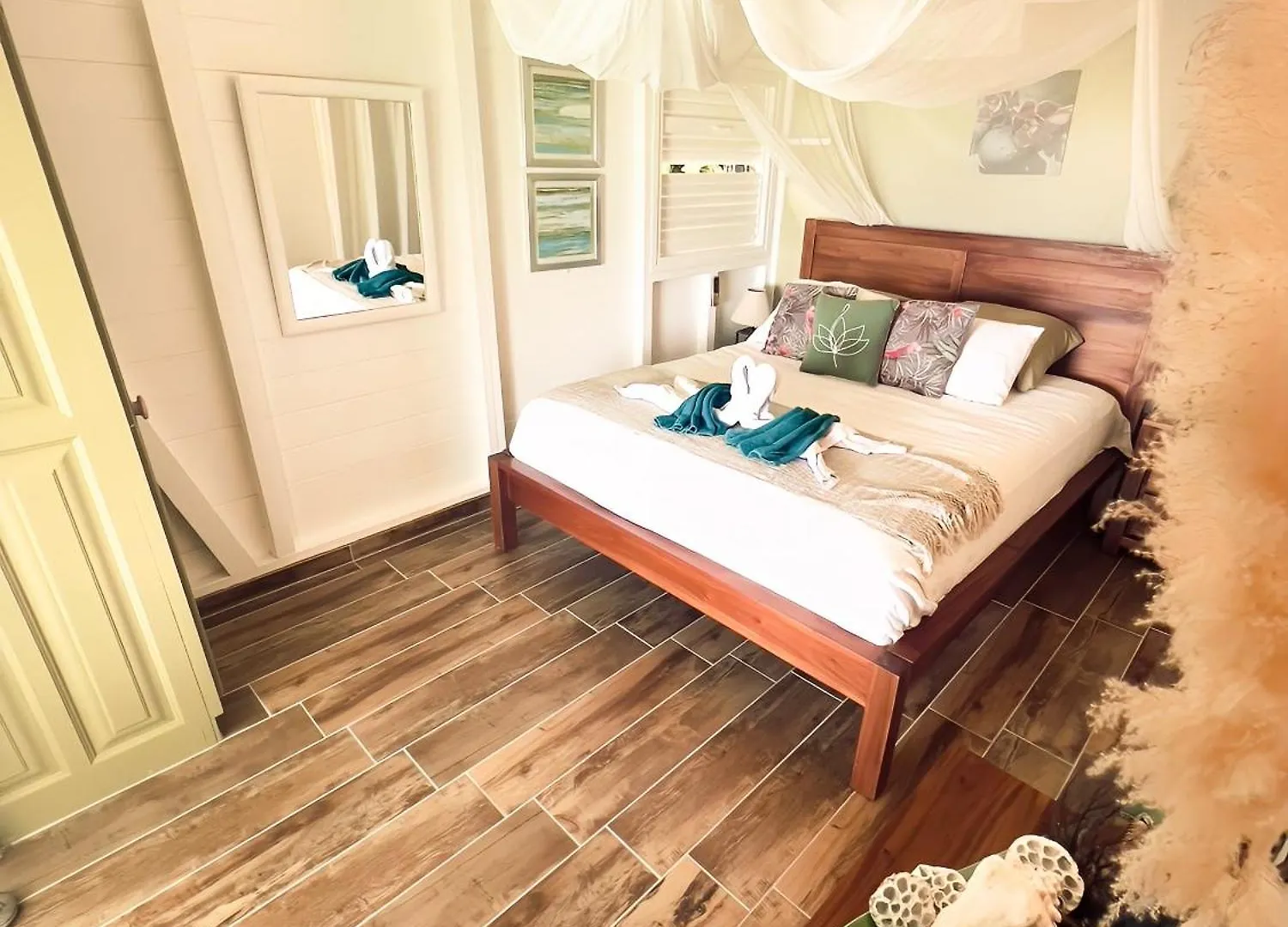 Villa Vue Mer/3Beds/Piscine/wifi/900 mètres de la plage Deshaies Guadeloupe